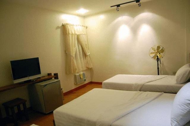 Ilocos Rosewell Hotel Camera foto
